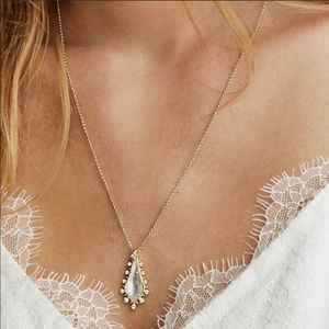 Kendra Scott Mother of Pearl Necklace